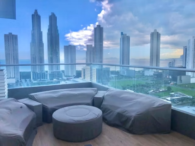 VENTA APARTAMENTO PISO COMPLETO EN PH ALCALA - photo 1