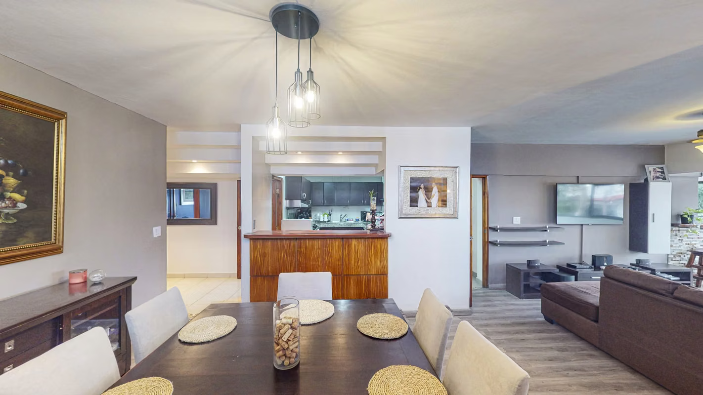 Venta de bello apartamento con balcón cerrado en PH Los Angeles – Betania - photo 1