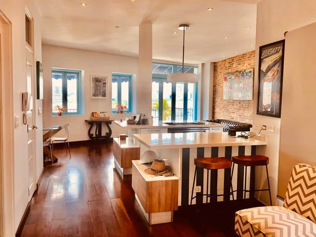 Venta de Apartamento en Casco Viejo, PH Jerónimo, 90m2 - foto 1