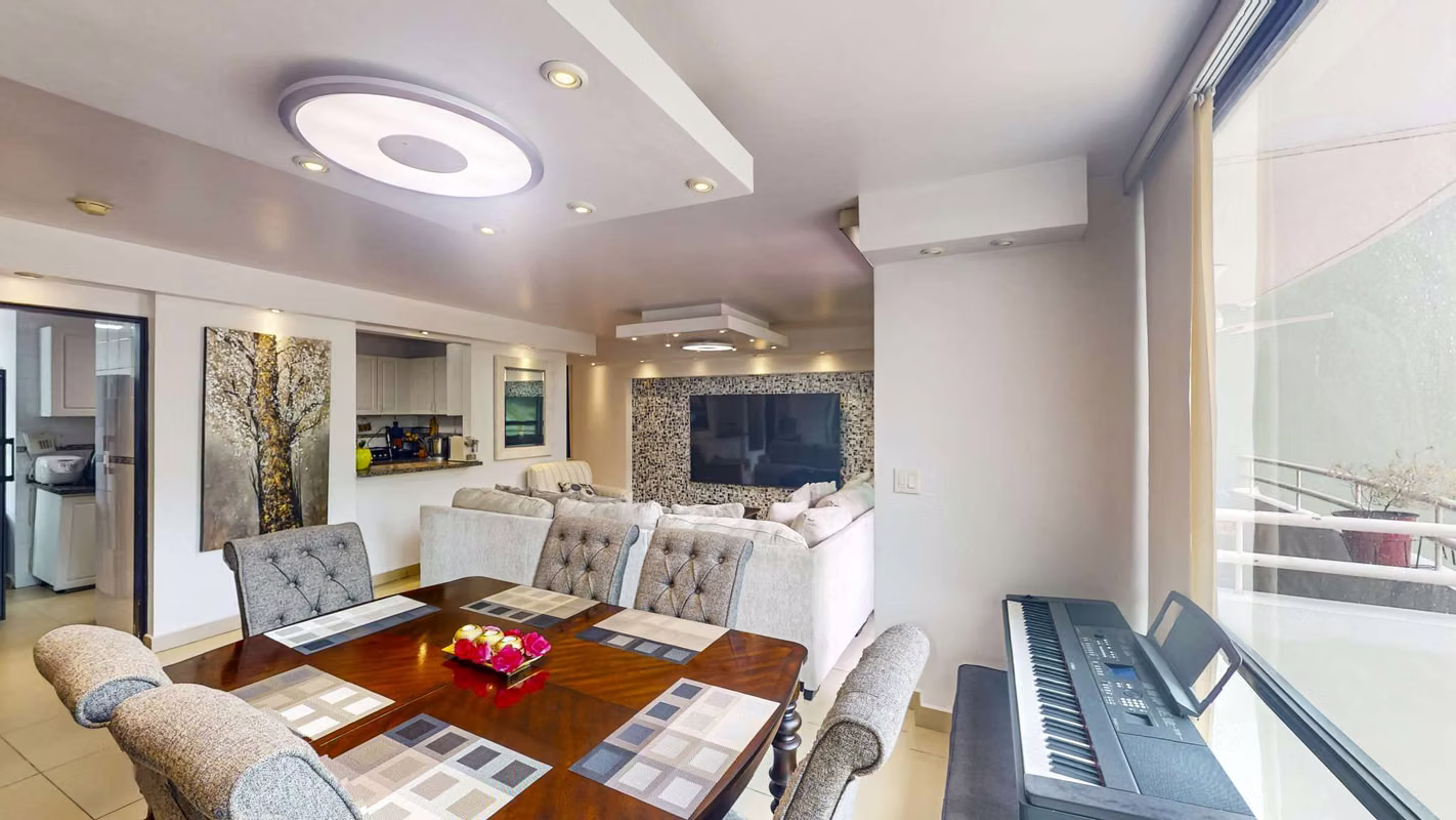 Venta de amplio y acogedor apartamento en Oceanía 100 – Plaza Edison - foto 1