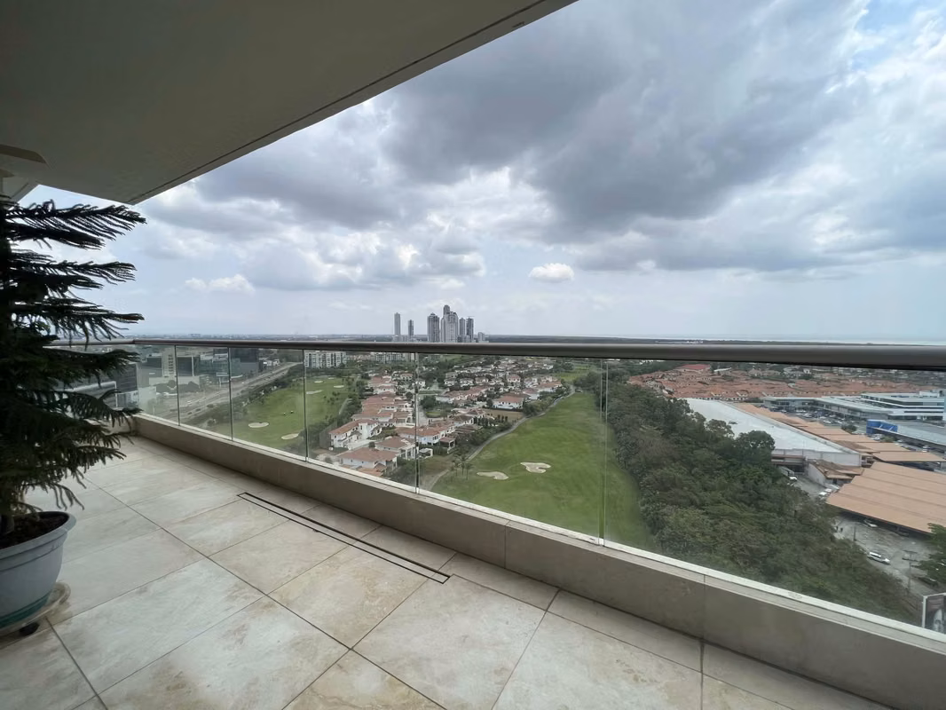 Venta de Apartamento en PH Greengarden – Santa María - foto 1