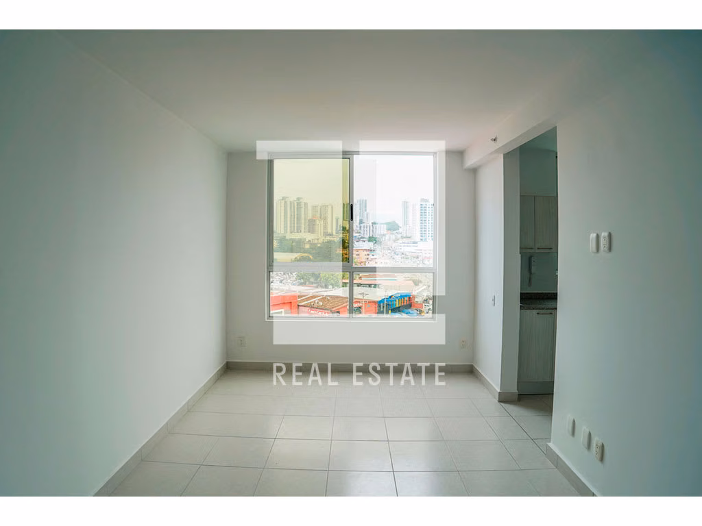 Se vende Apartamento en Ave. Santa Elena, PH Solok - foto 1