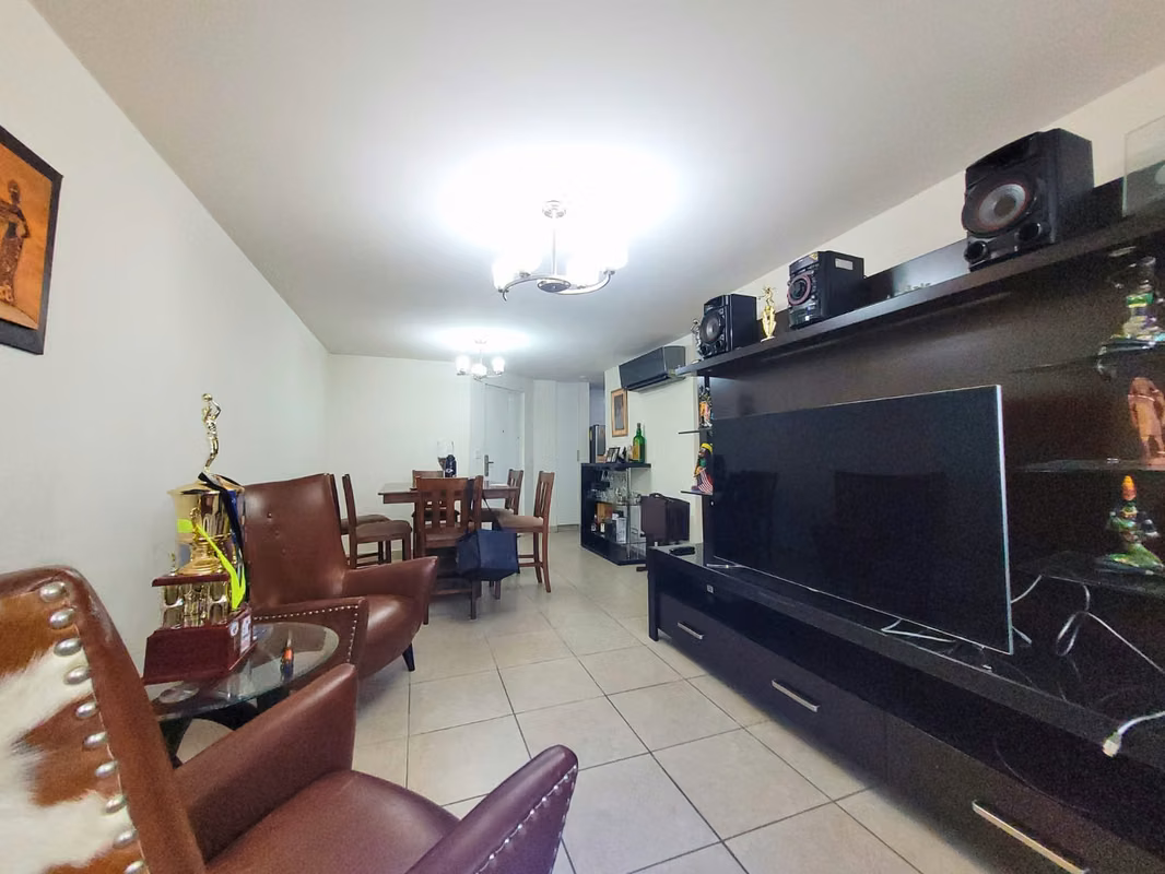 Venta apartamento en Condado del Rey - foto 1