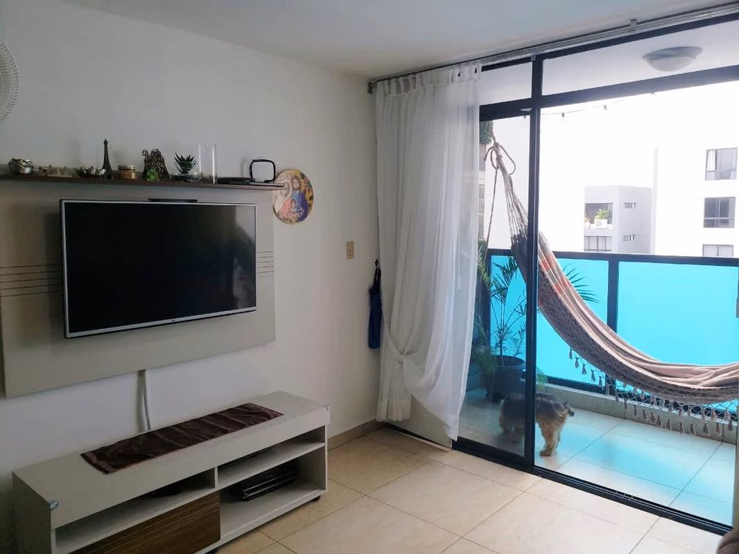 Apartamento en Venta en Condado del Rey # 1650 avd - photo 1