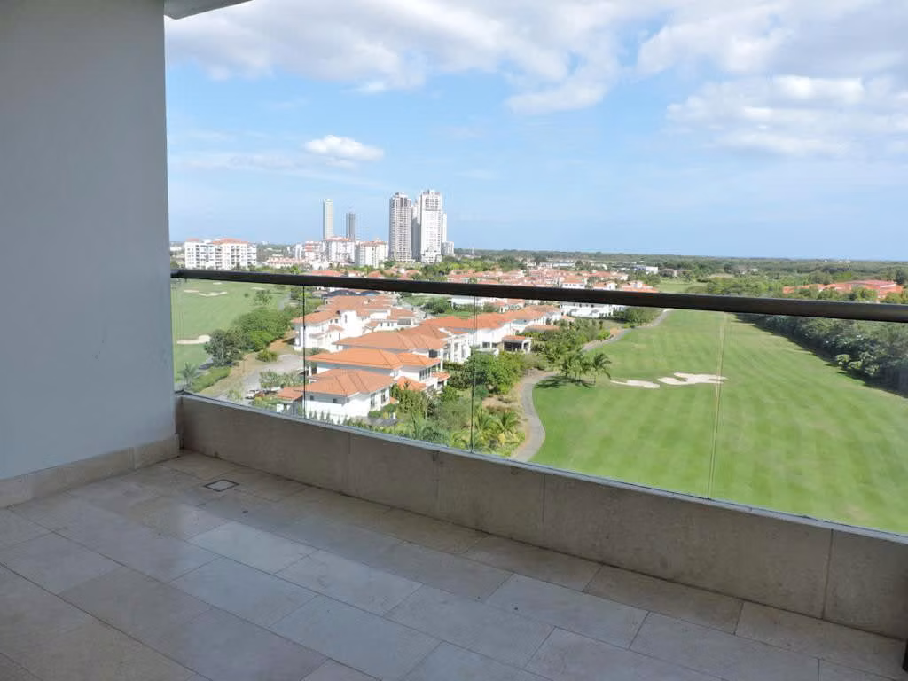 Venta de Apartamento en Greenview, Santa María Golf &amp; Country Club - foto 1