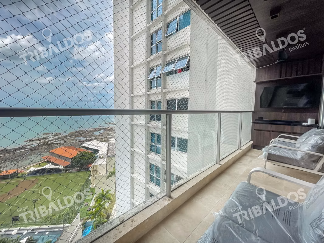 Venta de Apartamento REMODELADO en P.H Q Tower, Punta Pacifica - foto 1