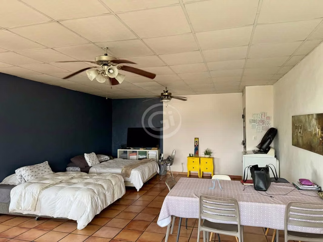 Venta de oportunidad!!! Apartamento para remodelar en El Cangrejo. 2 apartamentos en 1. - foto 1