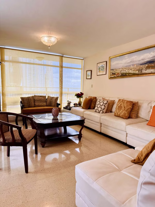 Se vende apartamento en Punta Paitilla, Vía Italia - foto 1