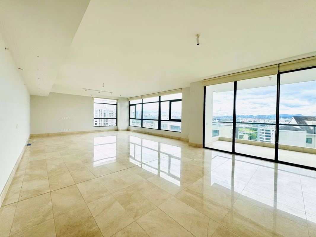 Venta de apartamento en Santá María a excelente precio - foto 1