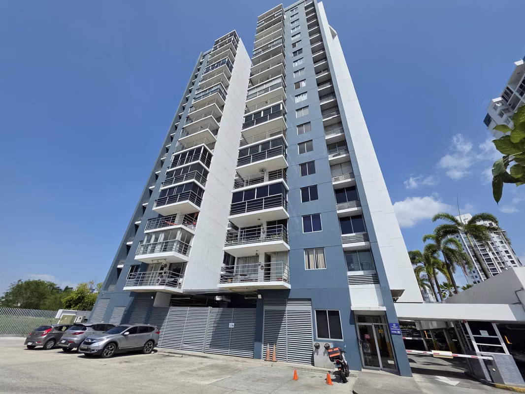 VENTA APARTAMENTO PH COSMOPOLITAN TOWER (GS) - photo 1