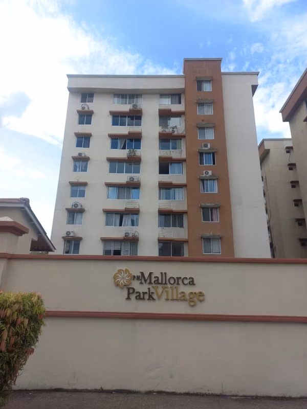 Banco Vende Apartamento en Ph Mallorca Park Village - foto 1
