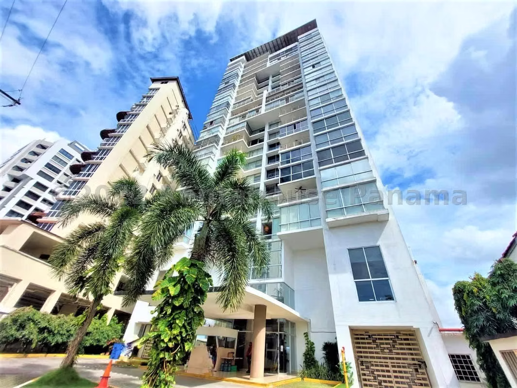 Venta de Apartamento de 130 m2 en PH Sky Level, Hato Pintado 26-7950GG - photo 1