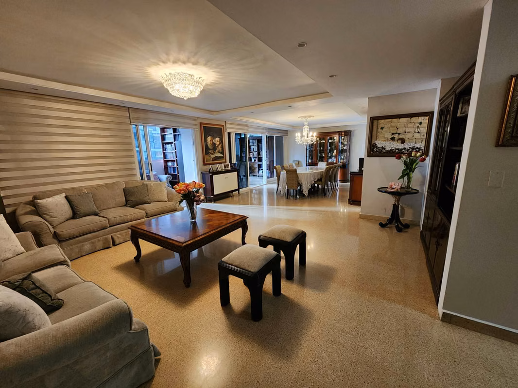 Apartamento 1 por Piso - foto 1
