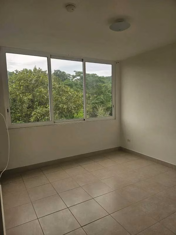 BANCO VENDE PH PENINSULA NORTE- AVENIDA PASEO DEL NORTE - foto 1
