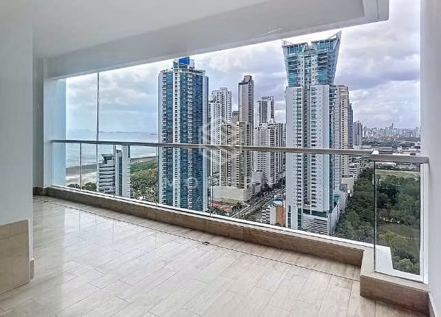 Apartamento en venta en Costa del Este - foto 1