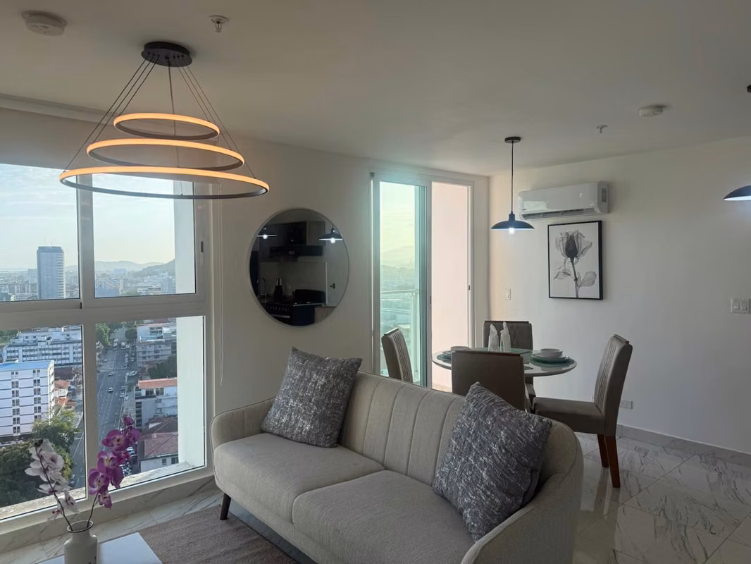 VENTA DE APARTAMENTO EN BELLA VISTA - foto 1