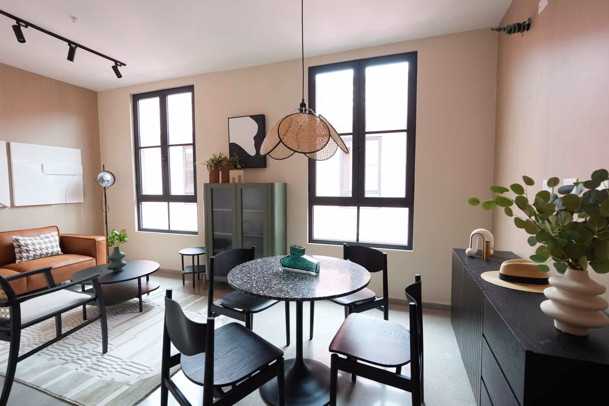 VENTA DE APARTAMENTO NUEVO EN CASCO ANTIGUO - foto 1