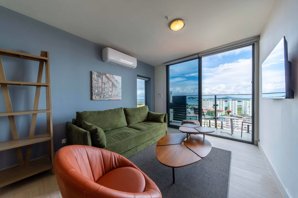 Venta en el Corazón de la ciudad desde $195,000 – PH Casco View - photo 1