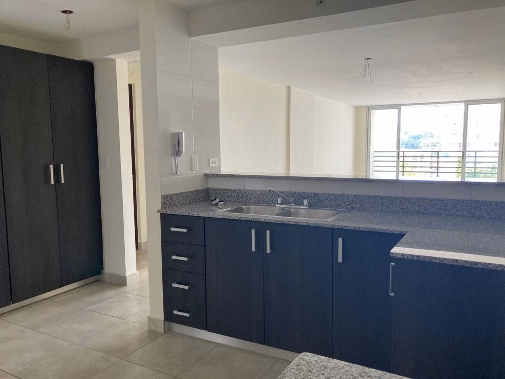 Vendo Apartamento en Parque Lefevre con 2 estacionamientos - foto 1