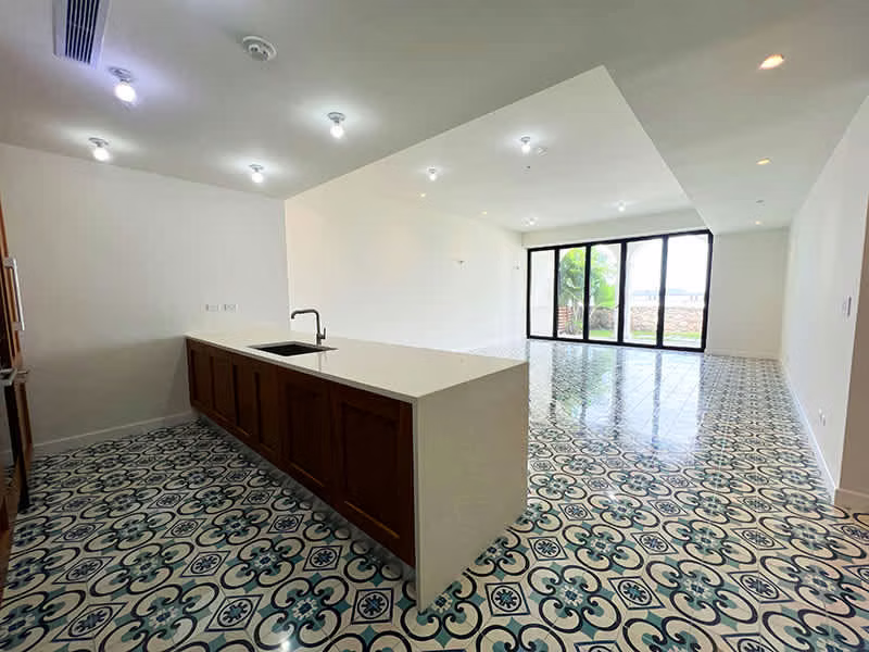En venta | Condo de lujo frente al mar | Casco Antiguo | Amenidades exclusivas - foto 1