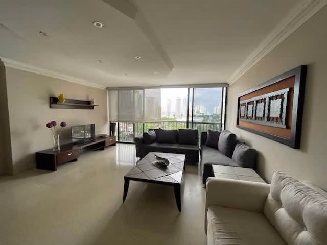Vendo Apartamento en Marbella - foto 1