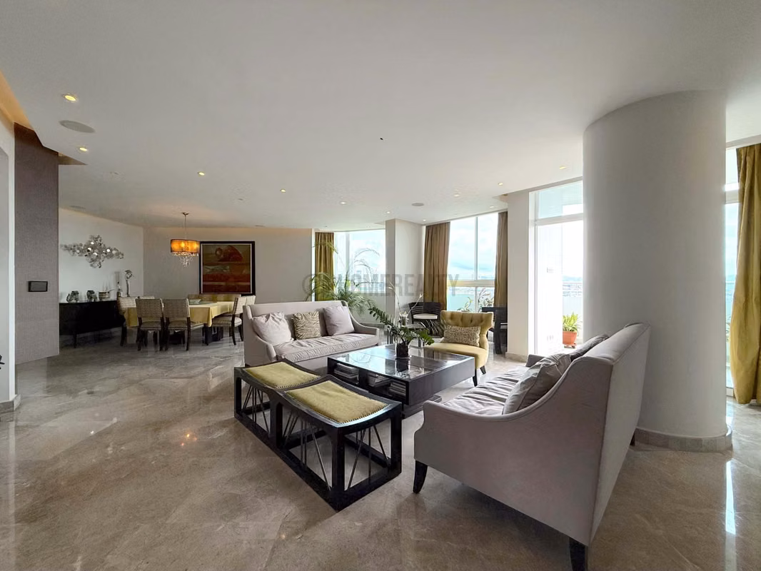 Espacioso apartamento para la Venta en El Carmen - foto 1