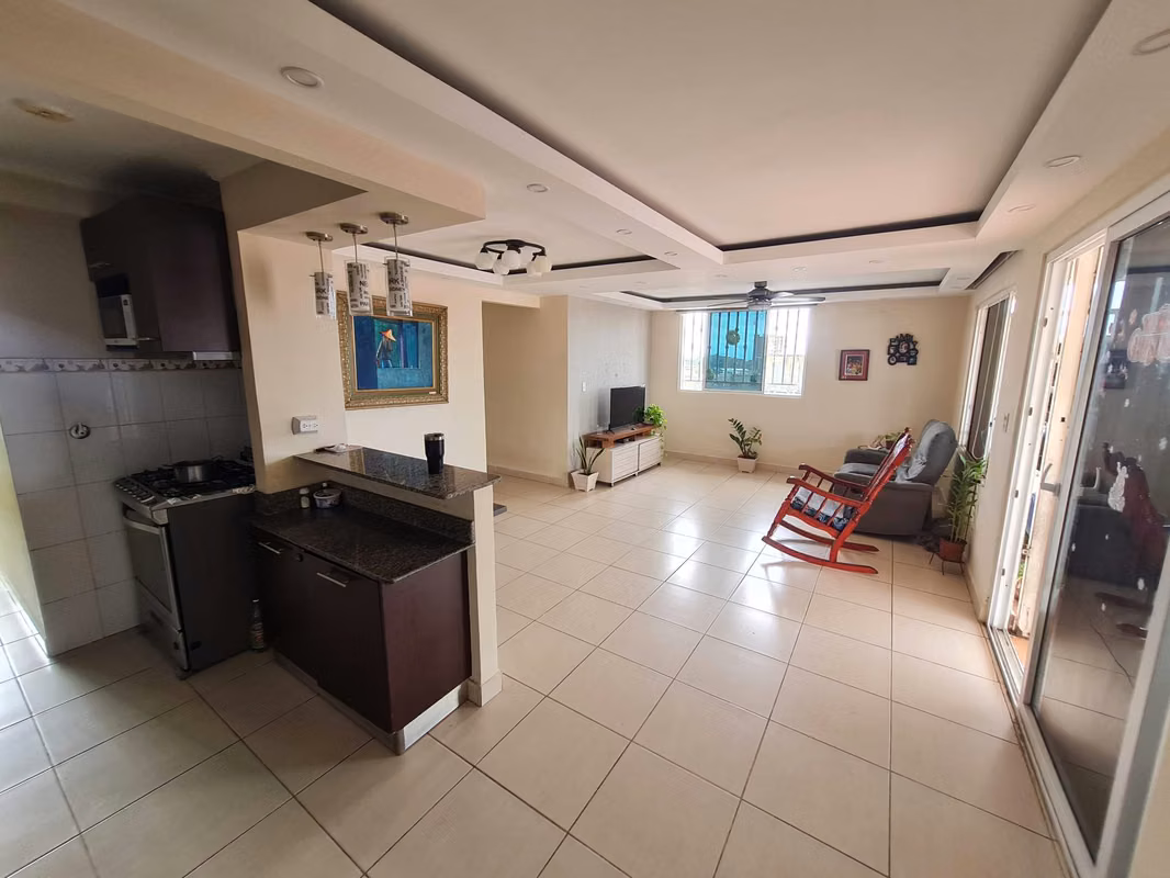 Se Vende Apartamento en Rio Abajo con Terraza - foto 1