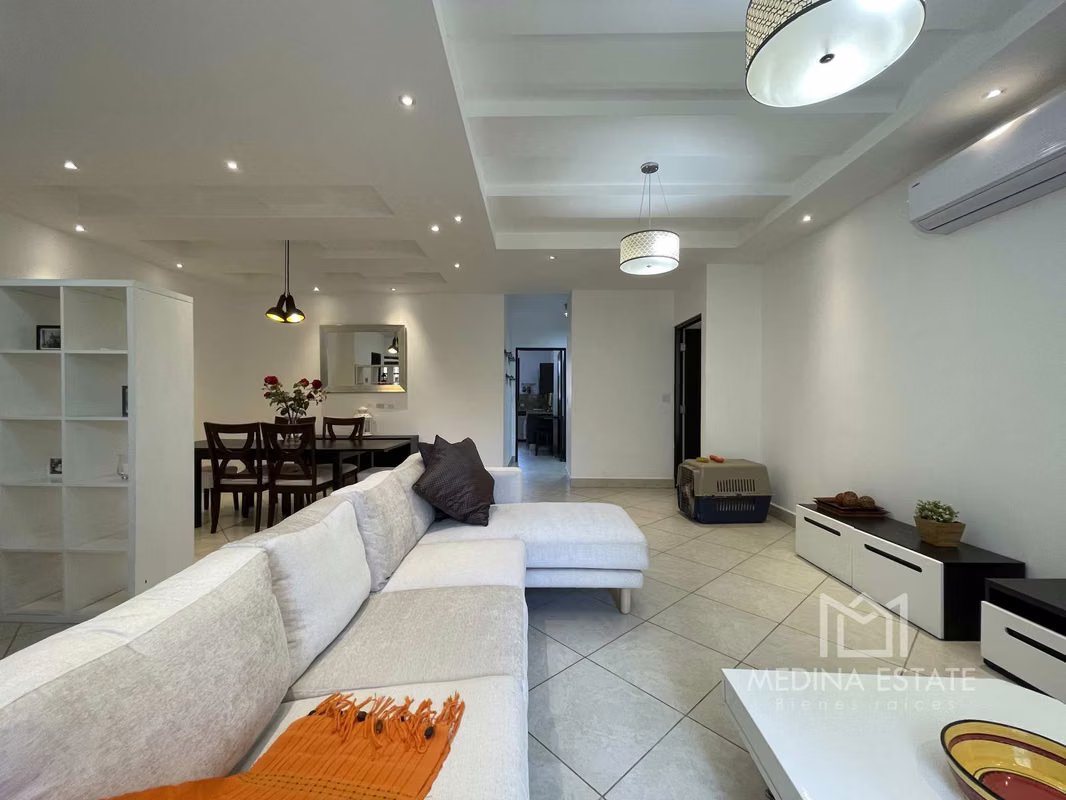 Alquiler Gardens Clayton Embassy Club Apartamento con Balcón  full Amoblado. - foto 1