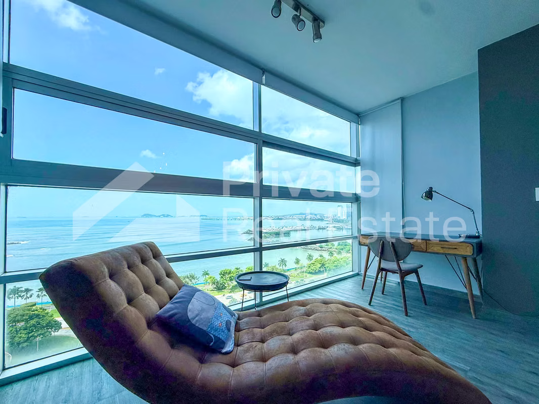 Venta de apartamento en Waters on the Bay Avenida Balboa - photo 1