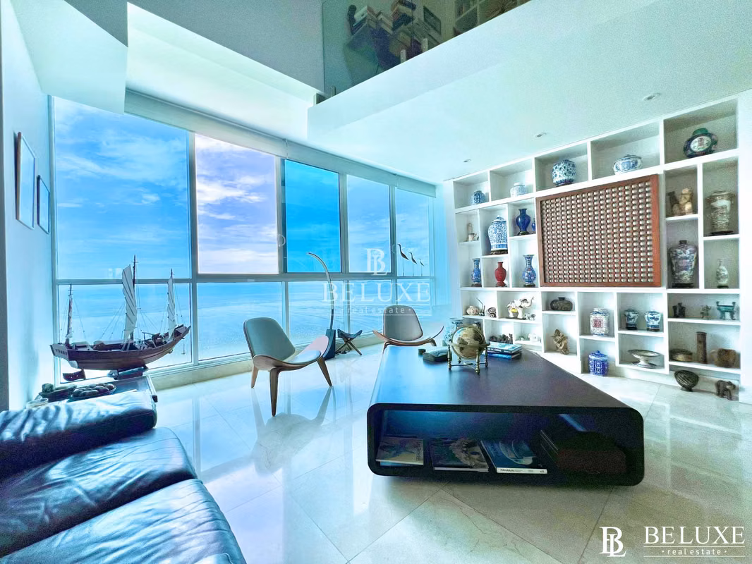 VENTA APTO MODELO ÚNICO PRIMERA LÍNEA EN PH VITRI, COSTA DEL ESTE (4) - foto 1