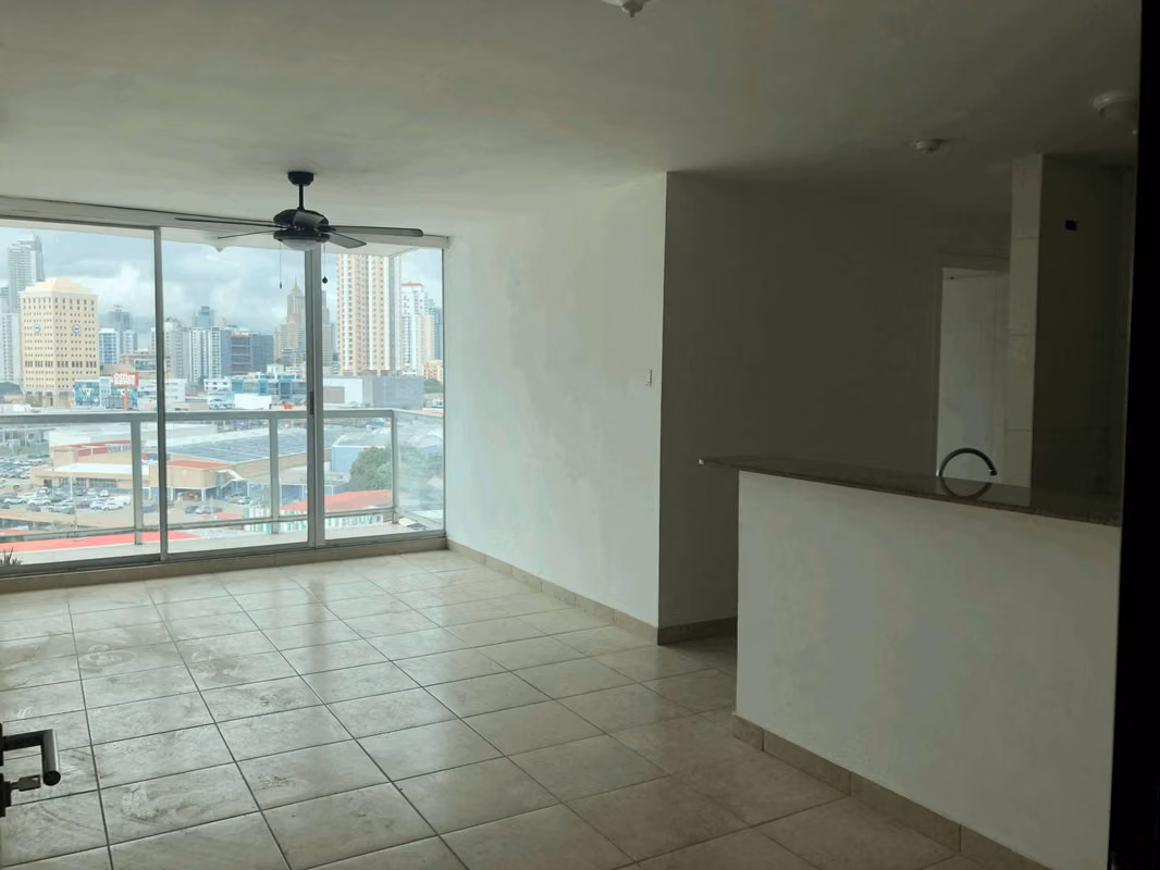 ¡Gran oportunidad! Apartamento en venta a precio de inversión - foto 1