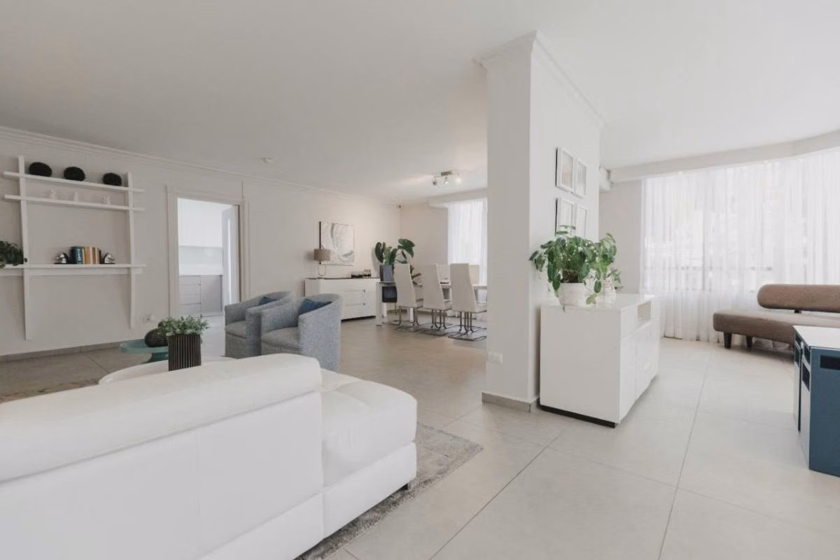 Melissa Foster Luxury Vende Apartamento en Ph Prestanza, Coco del mar MF1146 - foto 1