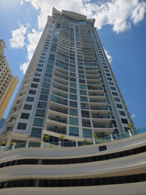 Apartamento en PH Ocean Drive, Punta Pacífica. - photo 1