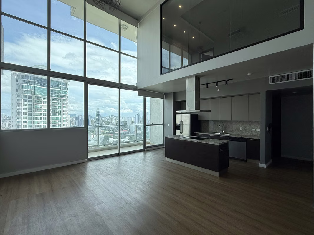 ALQUILER DE APARTAMENTO LOFT EN PH OCEANAIRE, PUNTA PACÍFICA (5) - photo 1
