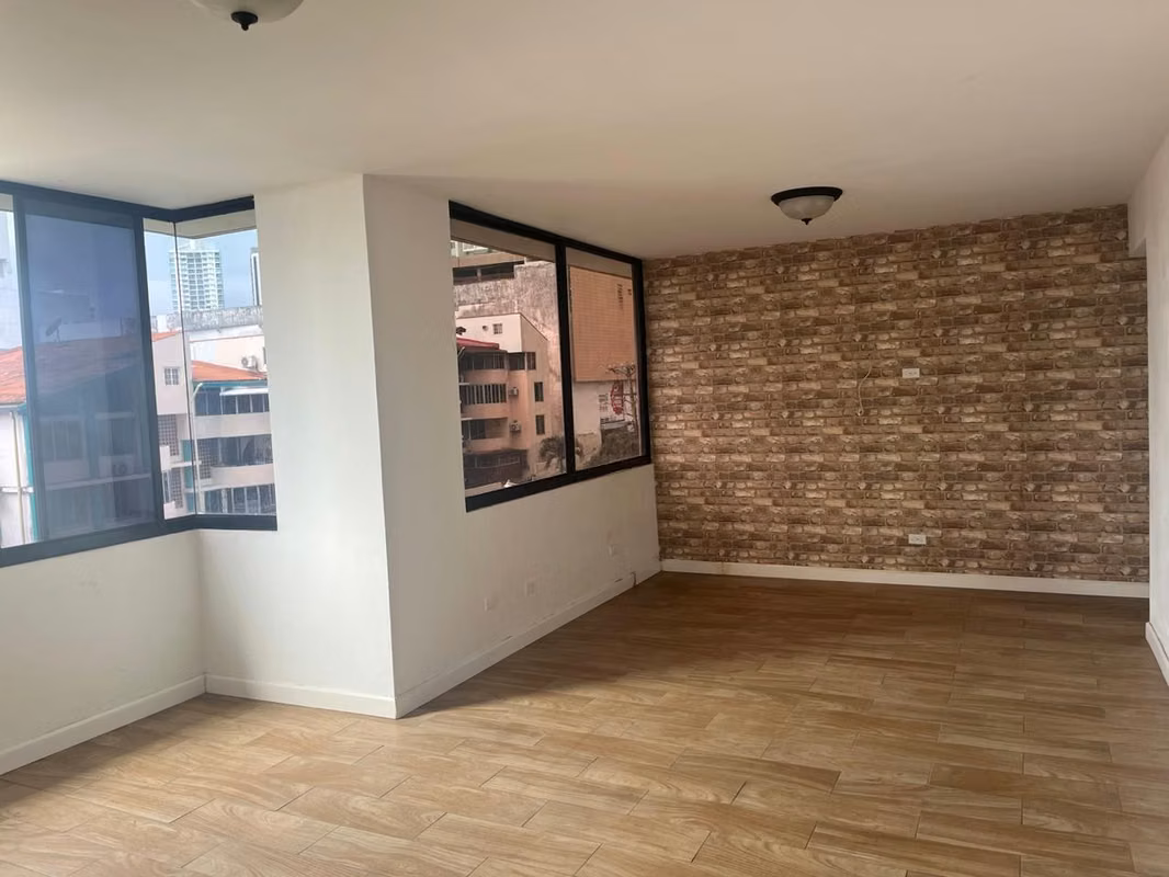 Banco Vende P.H. Torre del Sol III – Hato Pintado - foto 1