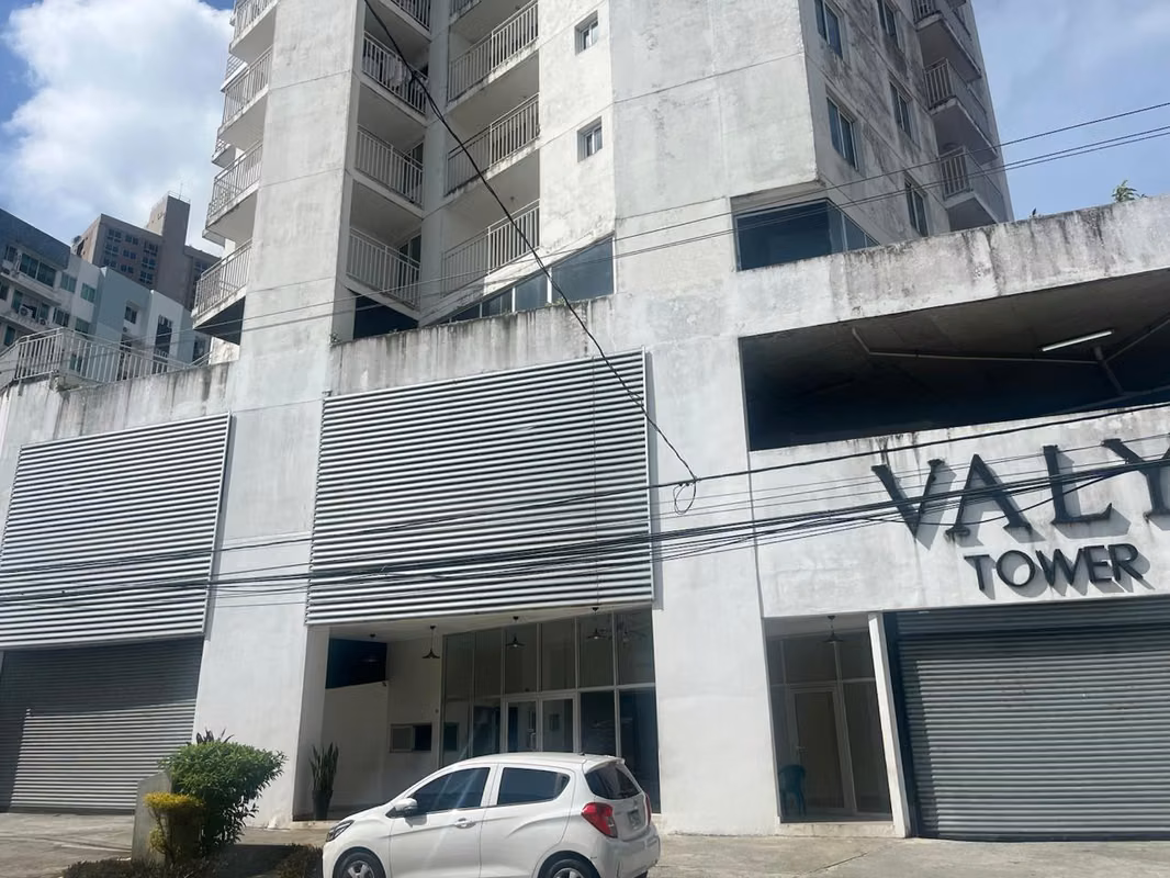 Banco vende de Apartamento en P.H. Valy Tower – San Francisco - foto 1