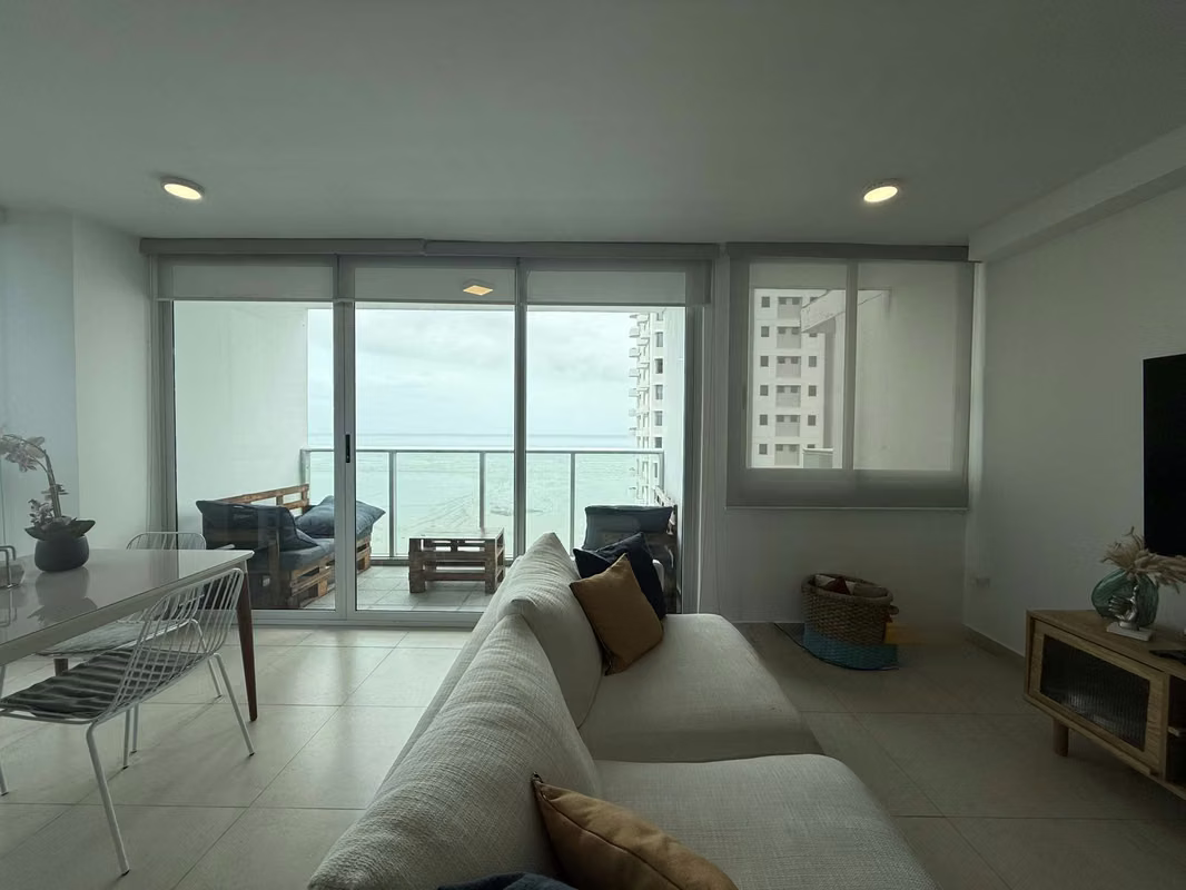 VENTA DE APARTAMENTO EN COSTA DEL ESTE - foto 1