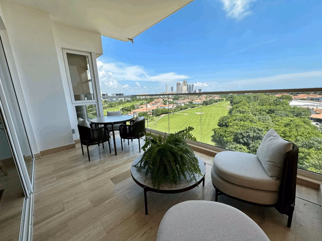 CELESTE 3RCS- 210m2-  $745k - foto 1