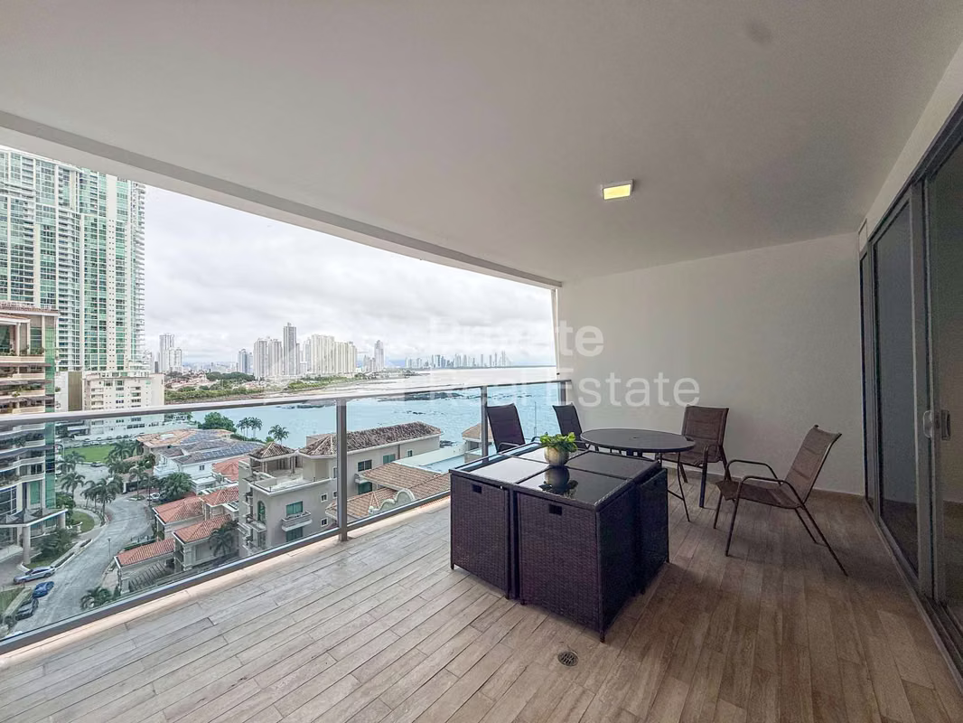Venta de moderno apartamento en PH Grand Tower, Punta Pacífica - foto 1