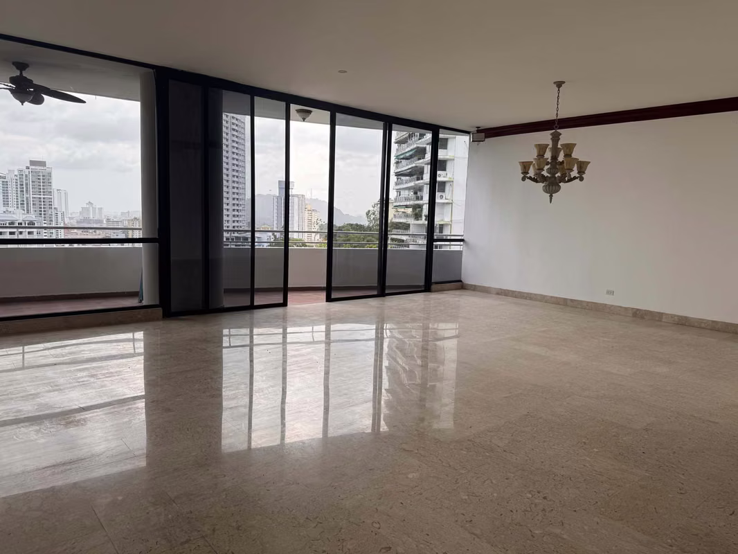 Se Vende Apartamento en La Cresta - foto 1