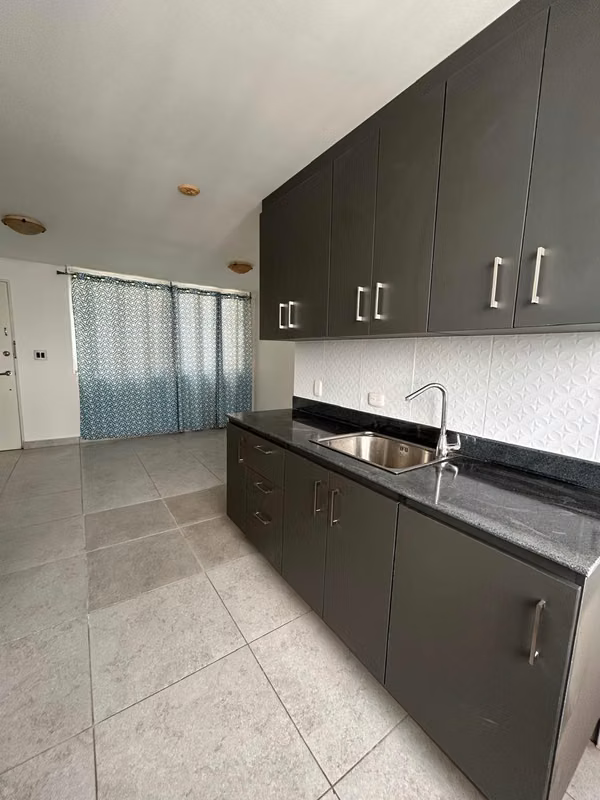 Vendo hermoso y conveniente apartamento en El Crisol - photo 1