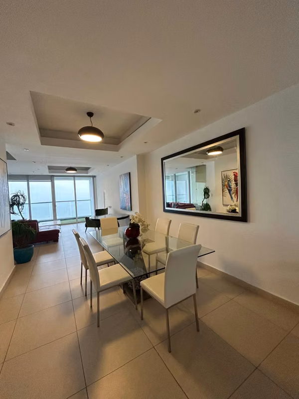 Se vende espectacular apartamento en Avenida Balboa con vista al mar, PH RIVAGE - photo 1