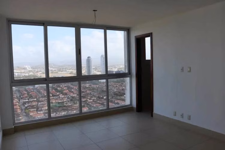 Venta de Apartamento en PH Brezee en Costa del Este. - foto 1