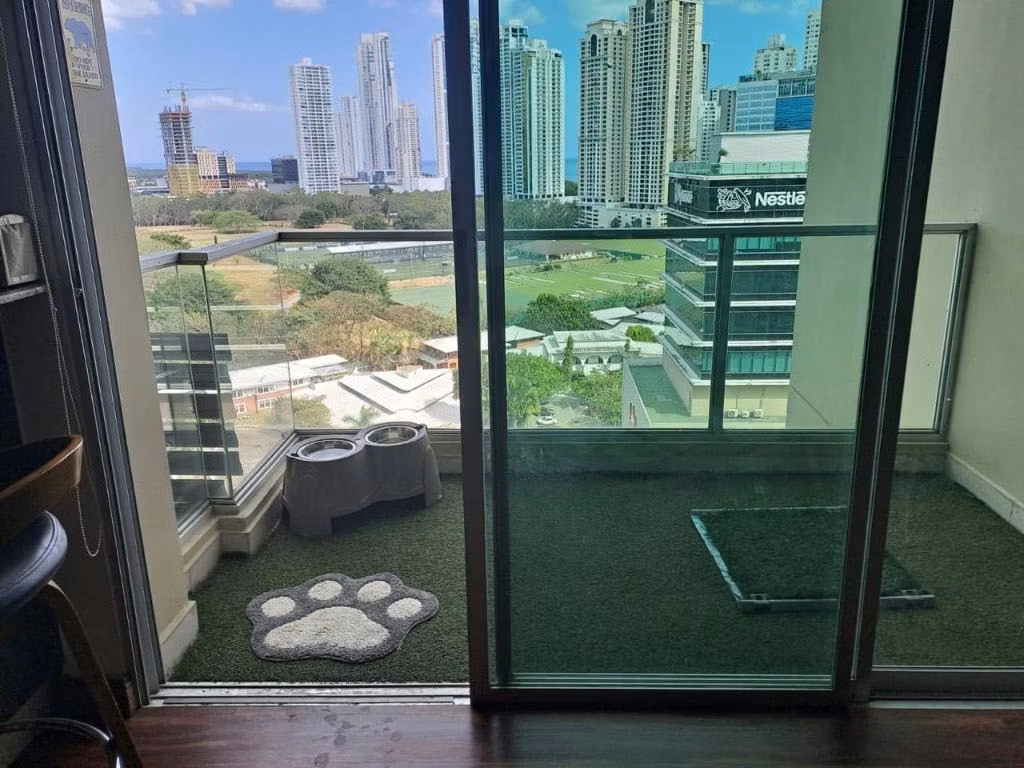Hermoso Apartamento en Costa del Este! Ganga! PH Green Bay! Línea Blanca Completa! - foto 1