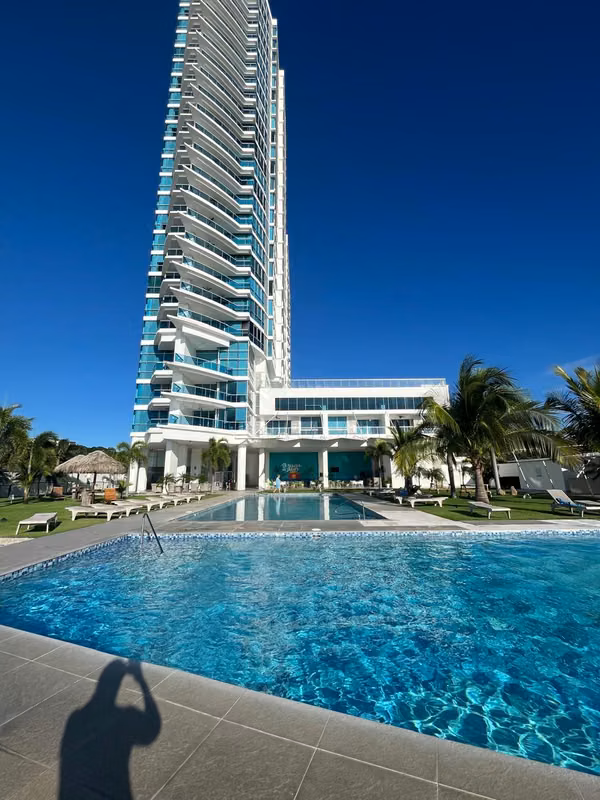En alquiler apartamento frente al mar en Gorgona con Wifi y TV Cable incluidos - photo 1