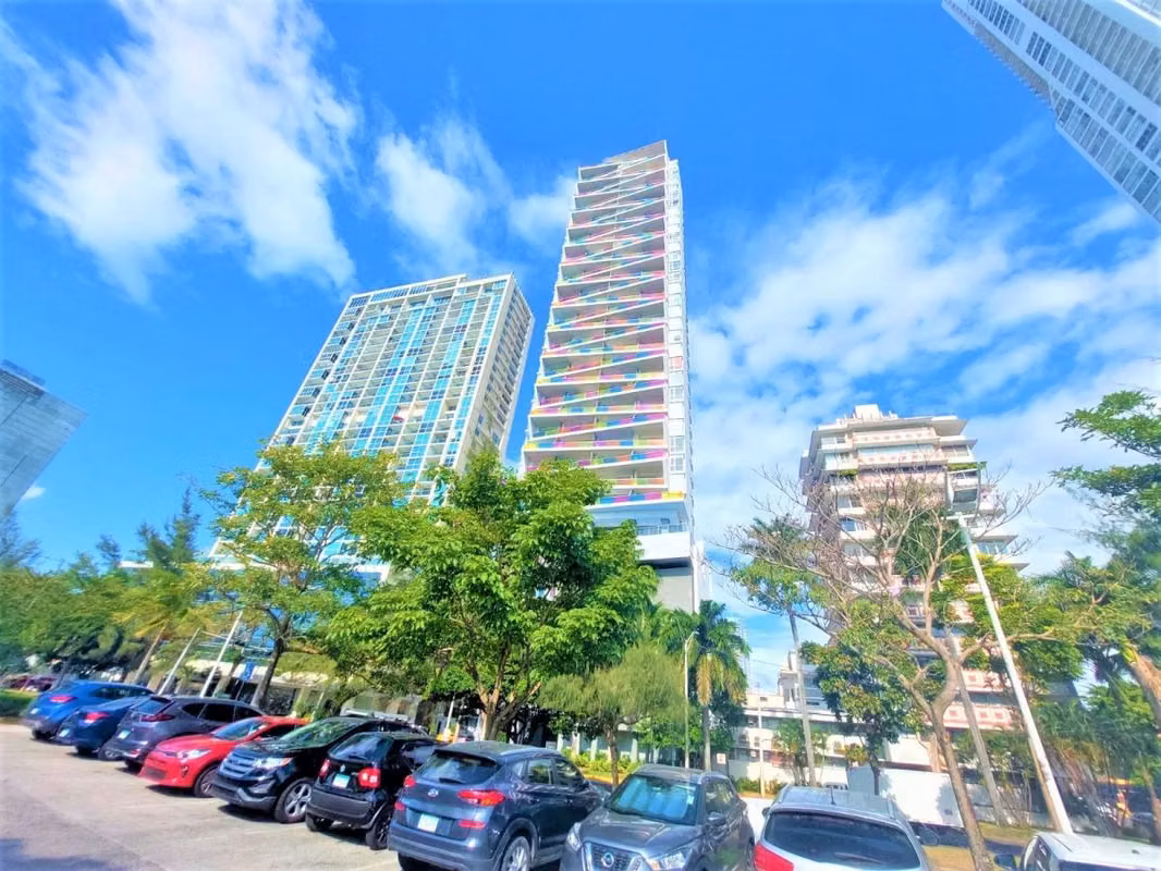 Vendo Apartamento Amoblado en PH Element, Avenida Balboa 26-2585GG - foto 1