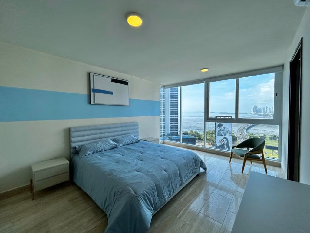 VENTA HERMOSOS APARTAMENTO FULL AMOBLADO EN COSTA DEL ESTE - foto 1