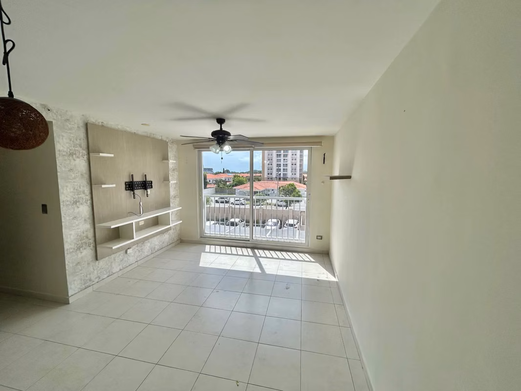 VENTA APARTAMENTO TORRES DE VERSALLES 2 - photo 1