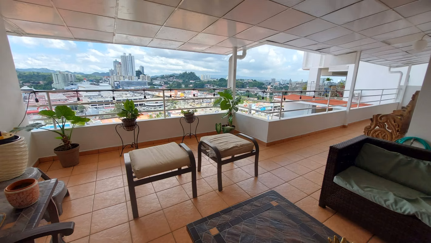 Apartamento en Dos Mares # 2245 avd - foto 1