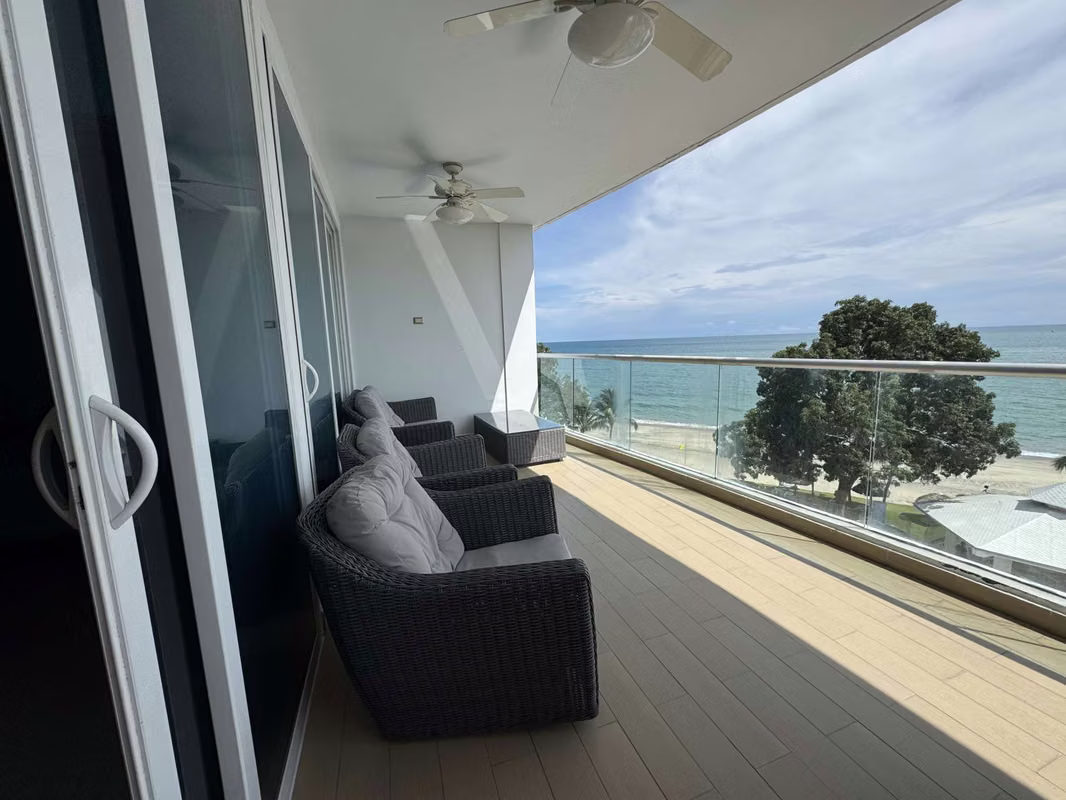 Apartamento amoblado frente al mar con 2 habitaciones en Venta | Santa Clara Residences - foto 1